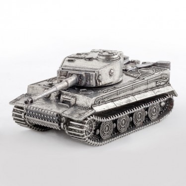 Модель танка Tiger-1  1:72